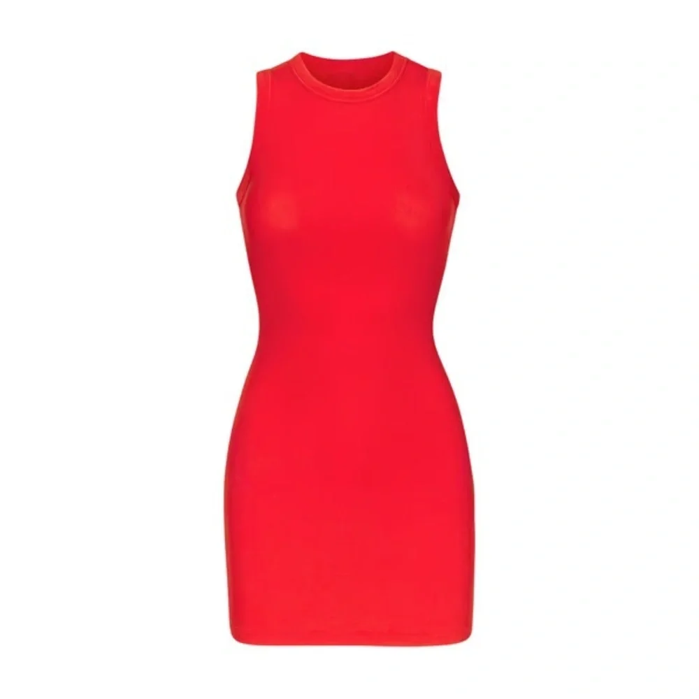 skims red mini dress Happy V day @SKIMS #valentinesday #skims #vday #minidress #reddress  #datenight #ootn #red